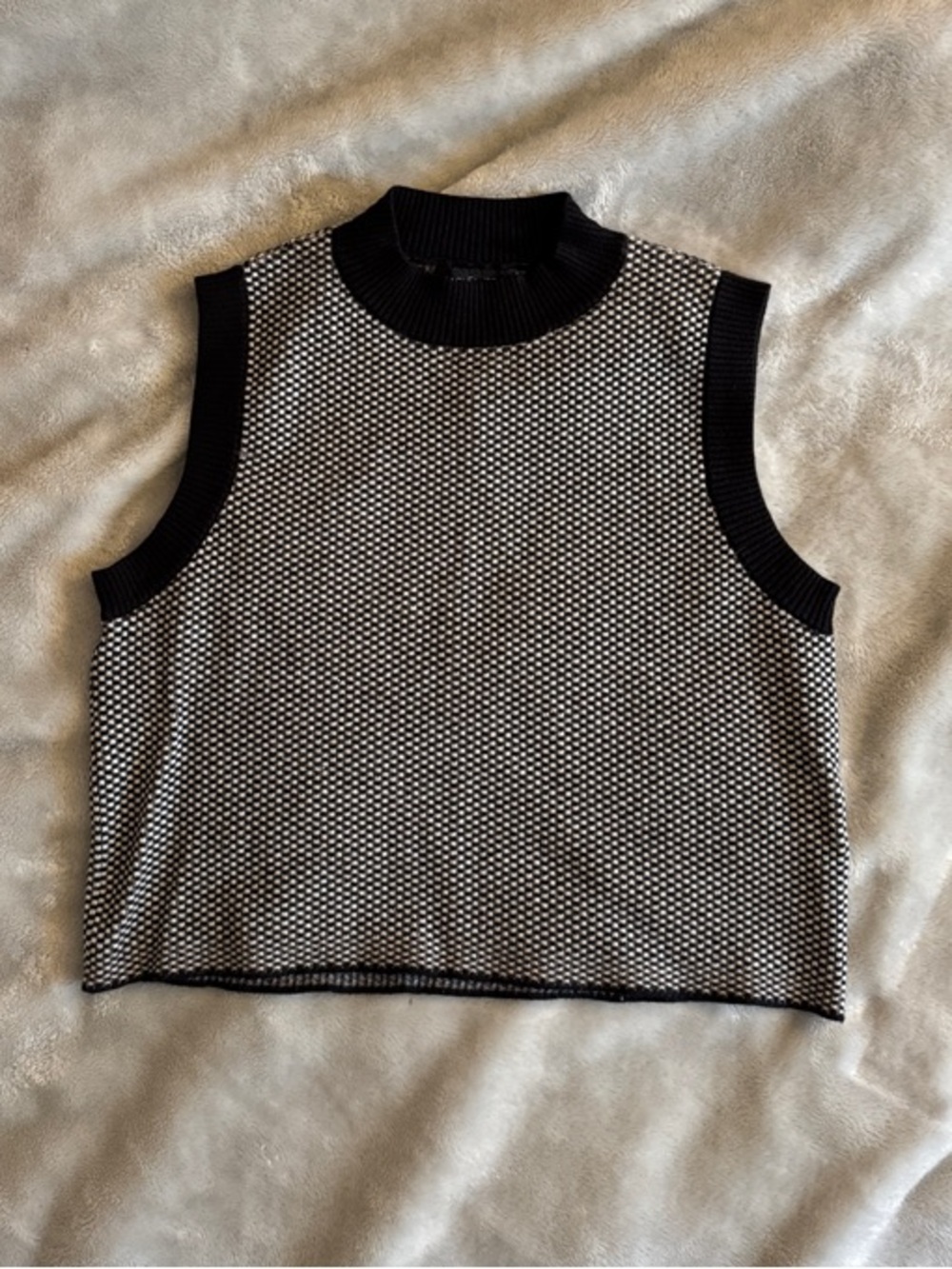 Rachel Zoe Black & White Textured Sleeveless Mock Neck Tank